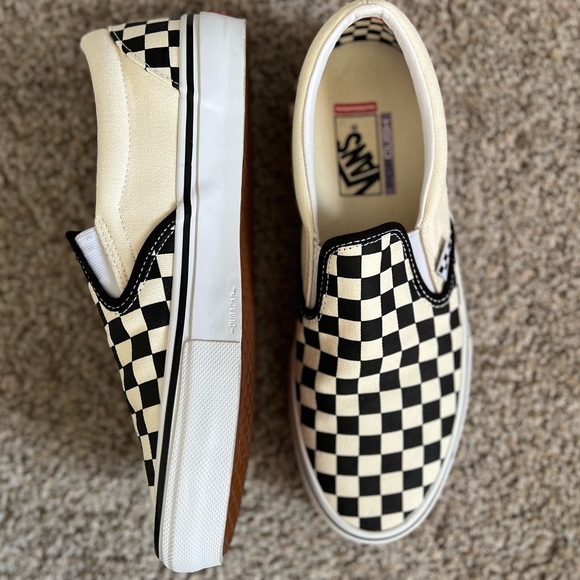 ❗️SOLD❗️Vans men shoes Classic Slip-On Checkerboard Sneakers size 10 like new - Picture 7 of 11